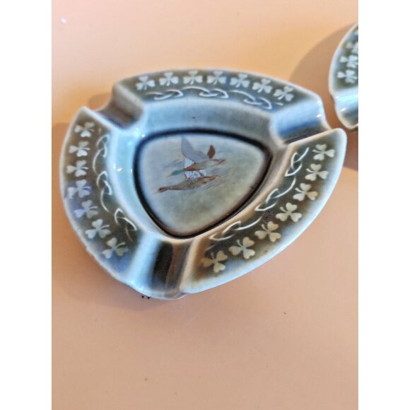 Vintage Irish Porcelain Made in Ireland by Wade Ashtrays (Set of 2) - Picture 5 of 9